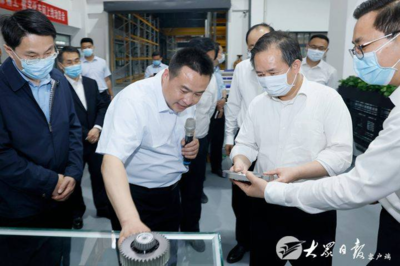 李干杰在德州調(diào)研時強(qiáng)調(diào) 抓實(shí)企業(yè)生產(chǎn)加快項(xiàng)目建設(shè) 推動經(jīng)濟(jì)高質(zhì)量發(fā)展再上新臺階